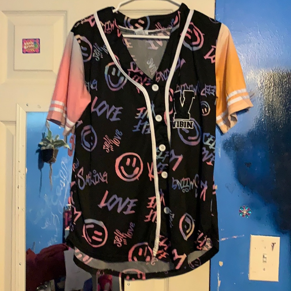 Rue 21 large shirt
